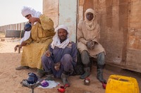 Farm workers on a tea break the Saharan desert