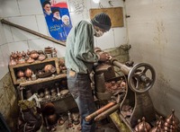 Cobber Artist in Isfahan, Iran